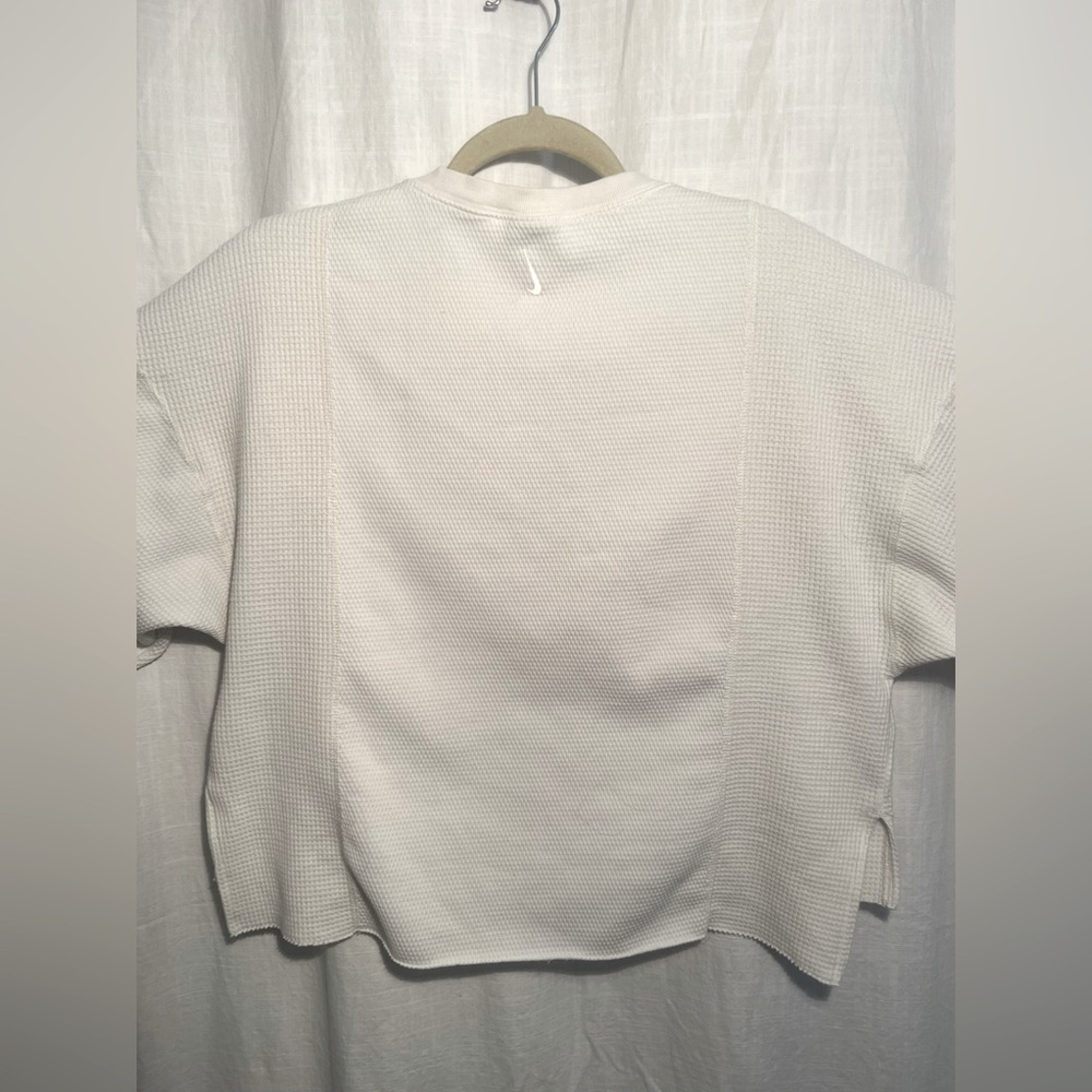 Nike Yoga Dri-Fit ~ long sleeve crop top ~ Waffle Weave ~ White - Picture 7 of 8